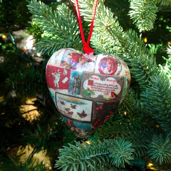 Decoupaged Puffy Heart Vintage Christmas Valentine's Image Collage Ornaments - 2 - Picture 6 of 7